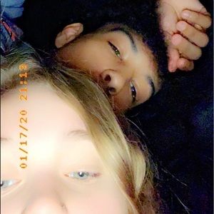 Meet your Posher, Avari